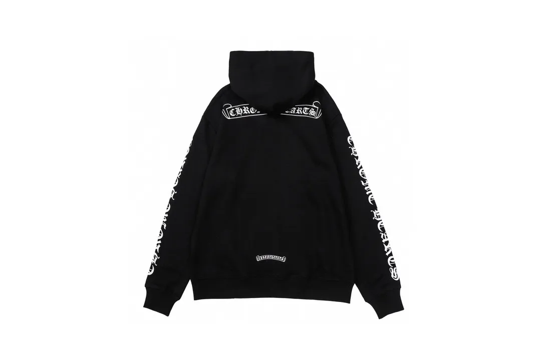 M16—P210 -Chrome Hearts/Chrome Hearts printed sweatshirt cardigan jacket -420 grams of high-density, high-quality wool, soft, delicate and skin-friendly, soft and silky to the touch, warm and skin-friendly -The hardware and zipper accessories are all customized and full of details -Colour: black -Size: S M L XL